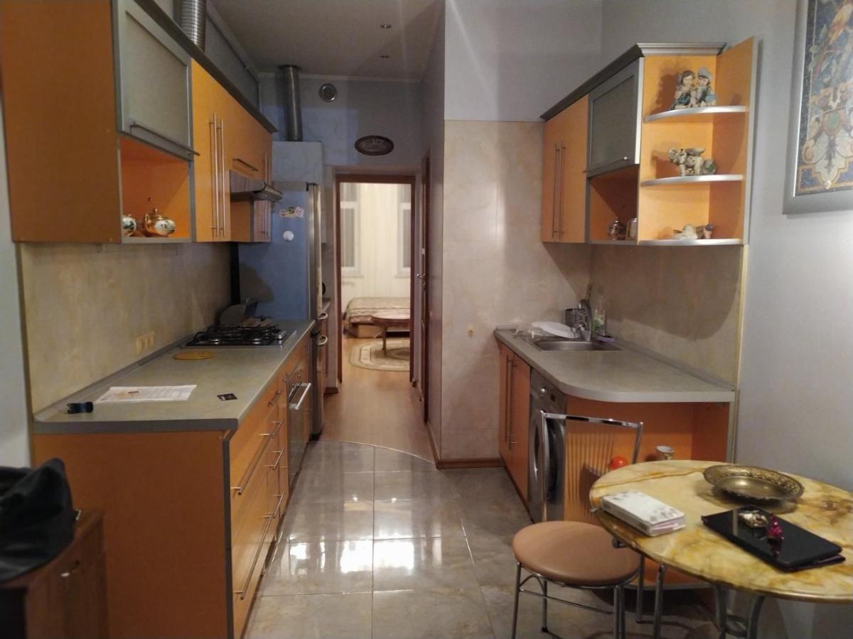 Апартаменты Около Собора Св.Юра Leópolis Exterior foto